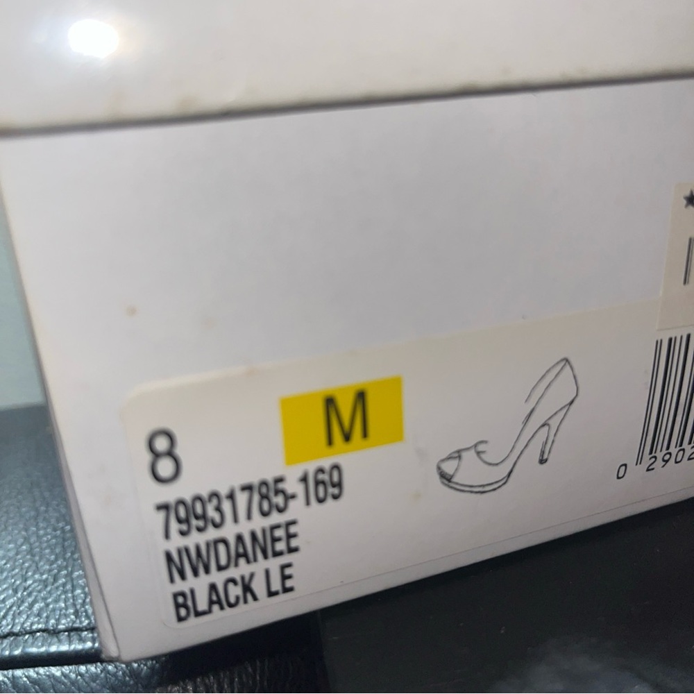 Nine West Women’s Sz 8 M Black High Heels Peep Toe Pumps - Picture 14 of 14